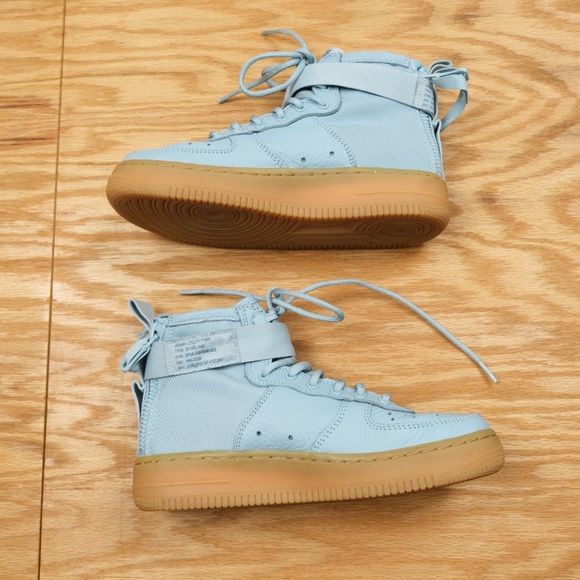 Nike AF-1 Utility - Picture 2 of 9